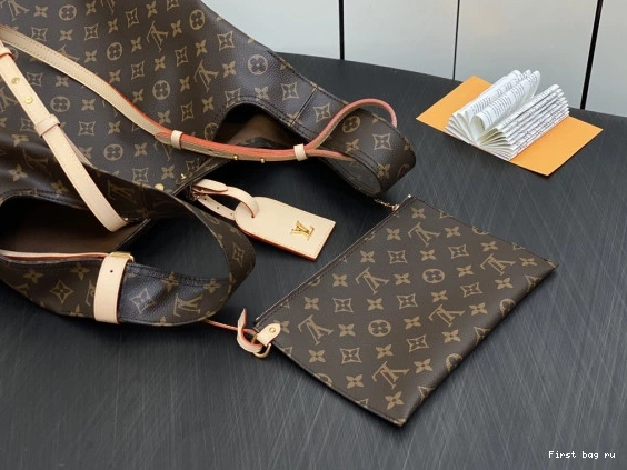 First bag ru GM Atlantis LOUIS VUITTON 0729